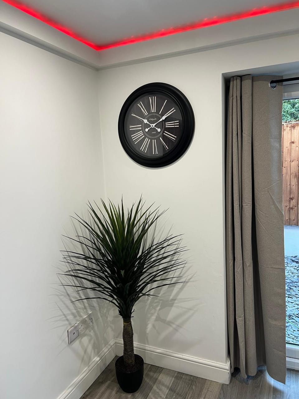 The Annex EV 10 per night Apartment in Southport