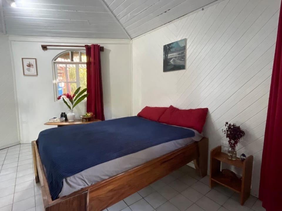 Cozy cabin by the sea Cabin in Cahuita