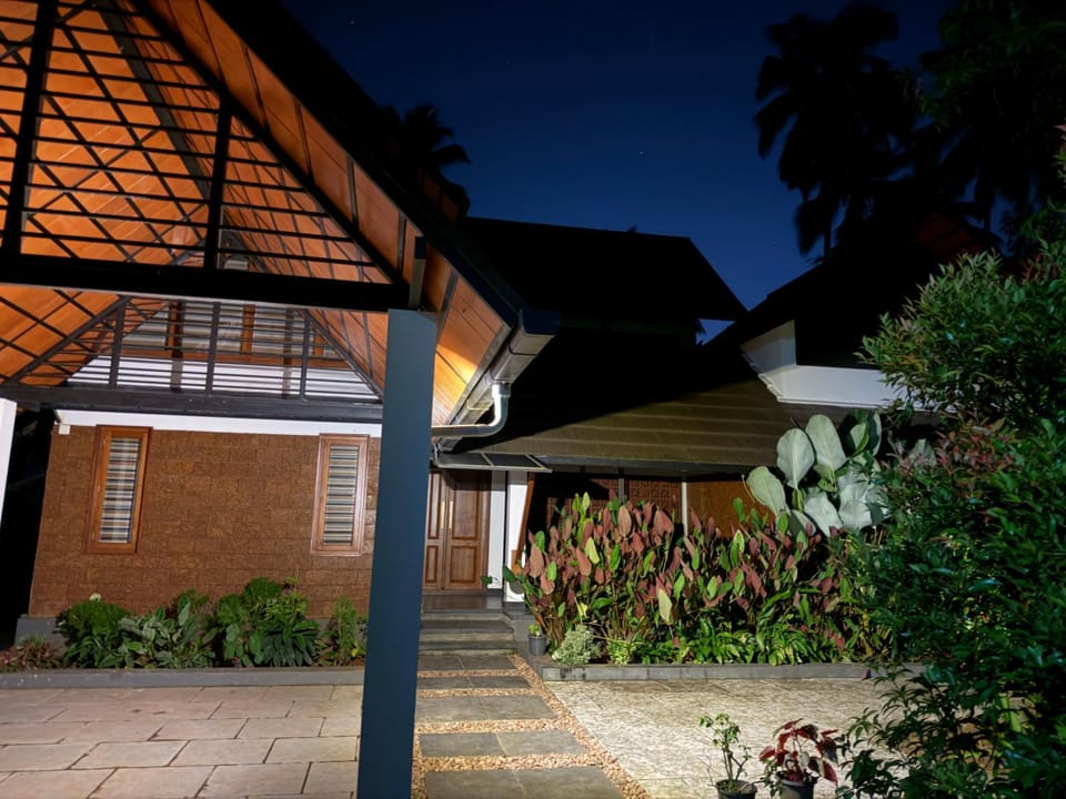Bodhi nila private villa Bed and Breakfast in Kerala