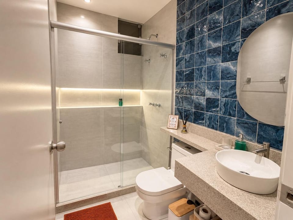 Shower, Toilet, Bathroom