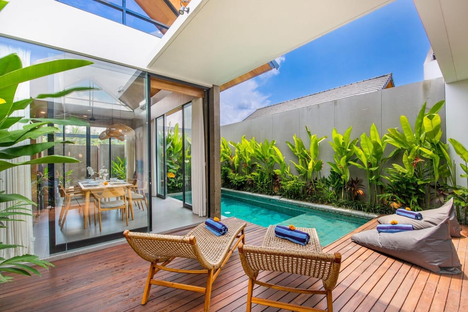 Balcony/Terrace, Swimming pool