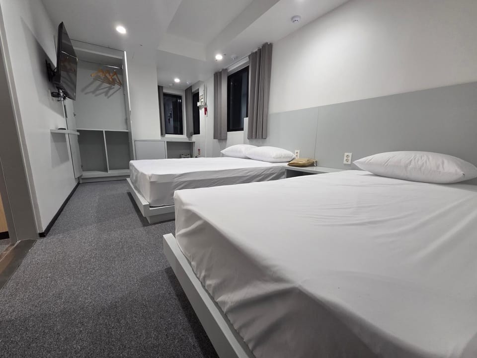 명동 Stay together 을지로3가 Hostel in Seoul