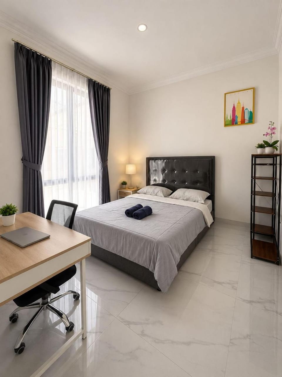 Bed, Bedroom, towels