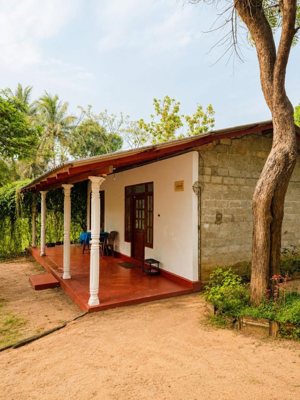 Property building, Day, Garden, Garden view