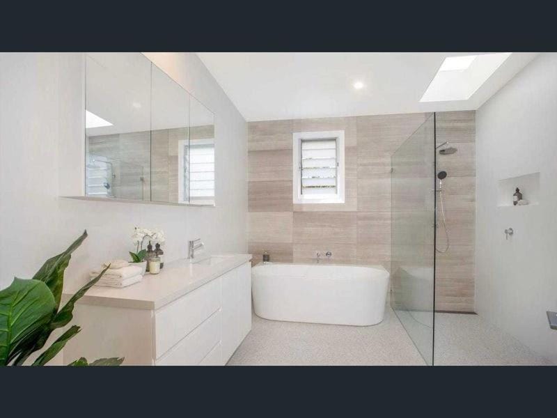 Steps from Avalon - Beach Modern Coastal House House in Pittwater Council