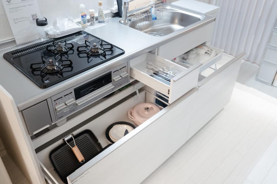 Kitchen or kitchenette