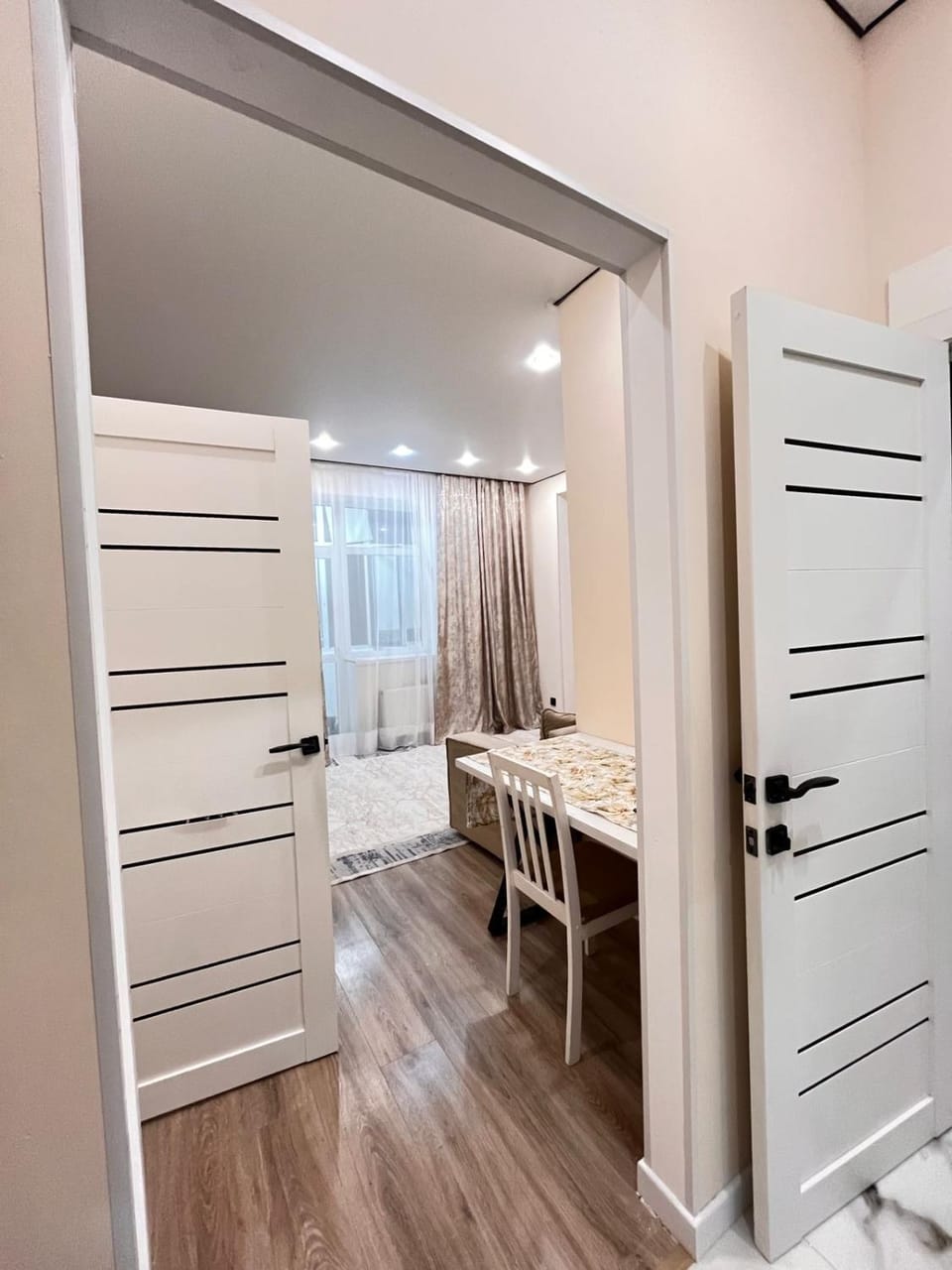 Просторная ЕВРО-2 квартира в новом ЖК Apartment in Kazakhstan