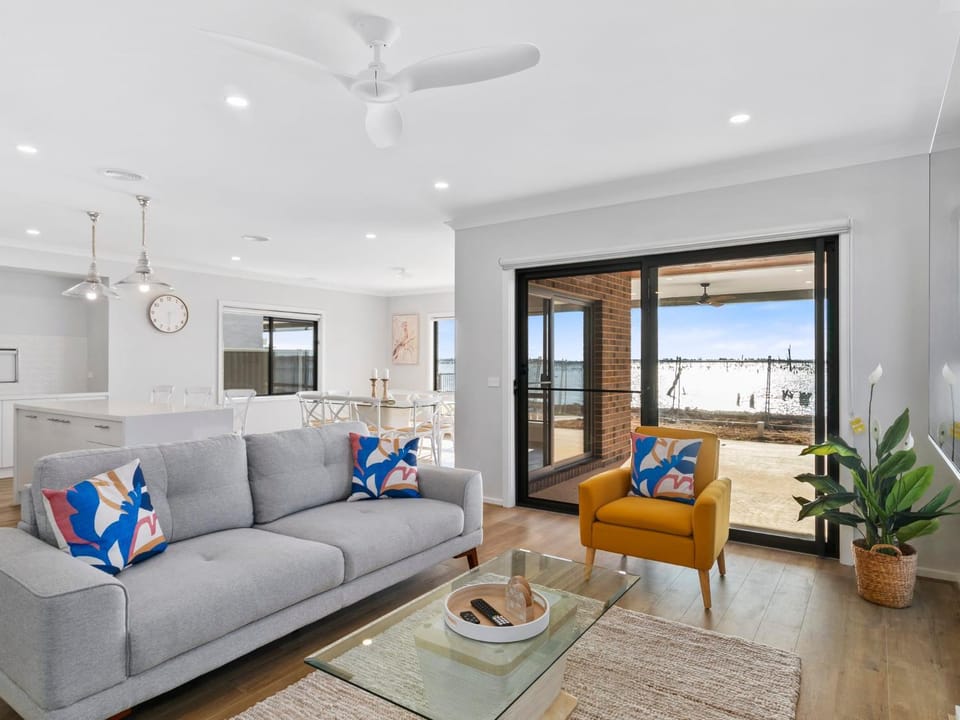 Banyula Lakehouse House in Yarrawonga
