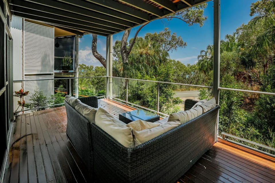 Balcony/Terrace, Seating area, Garden view