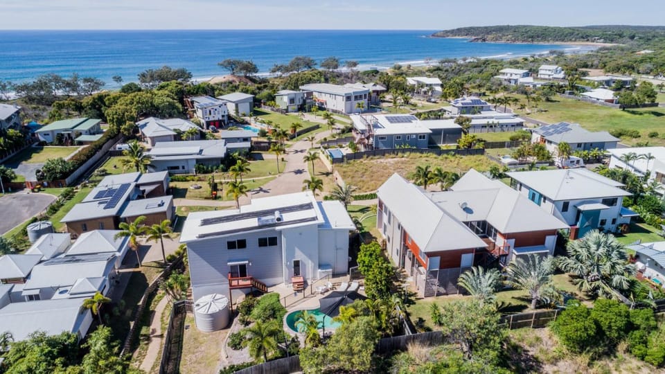 Neighbourhood, Bird's eye view, Street view