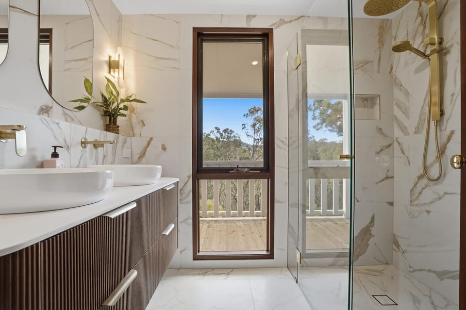 SnowGums - Peaceful Retreat - 4Bed 3Bath &Firepit House in Canobolas