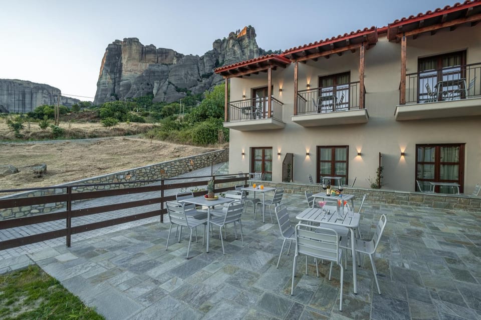 Property building, Patio, Day, Natural landscape, View (from property/room), Balcony/Terrace, Dining area