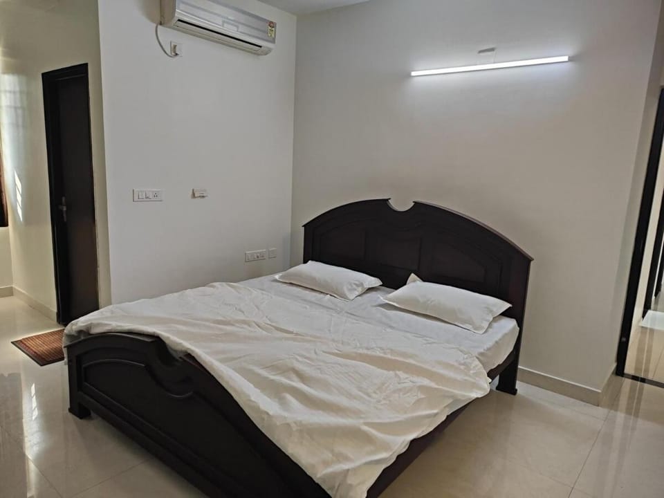 3F AAPT GREENFIELD Spacious 3BHK Luxury Stay at Heart of Thrissur Apartment in Kerala