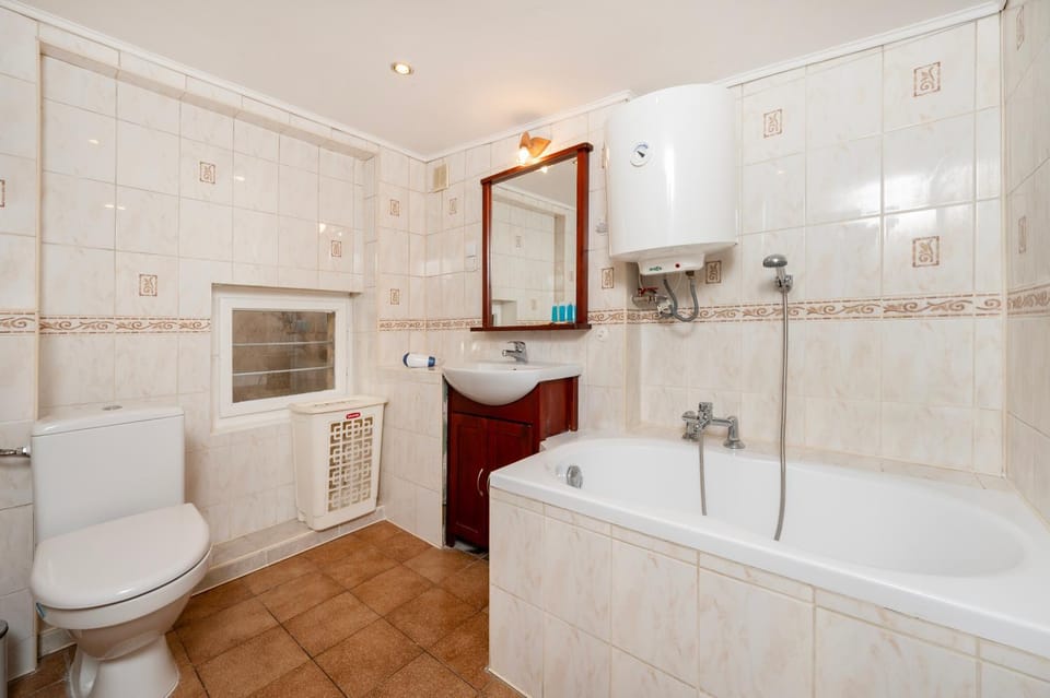 Toilet, Bathroom, Bath, towels