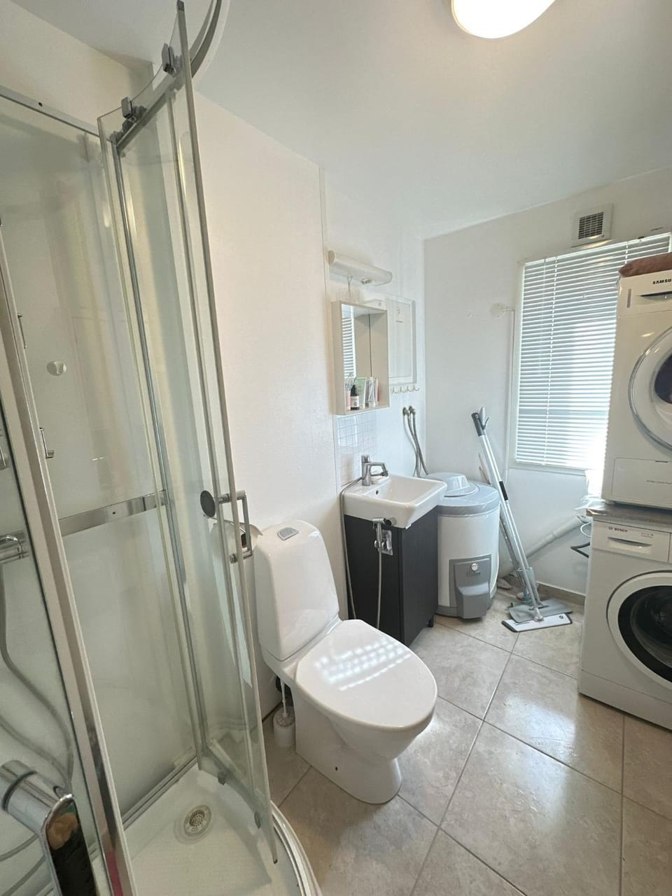 Shower, Bathroom