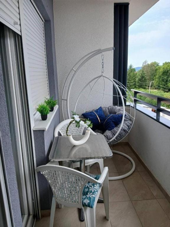 Green Hill Lux Apartments - kod Akva Parka Apartment in Serbia