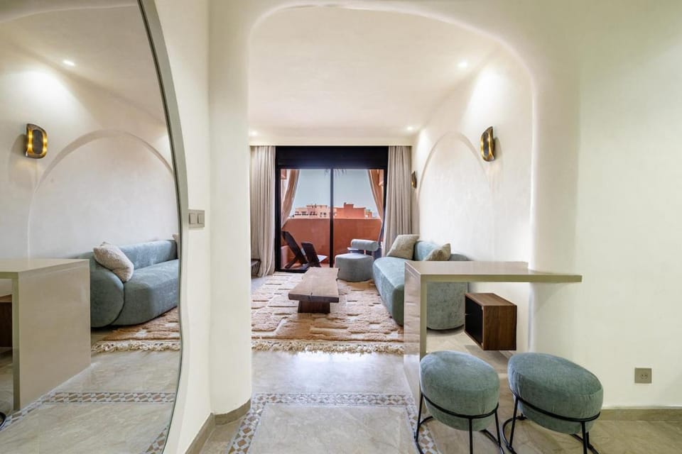 Living room, Lounge or bar