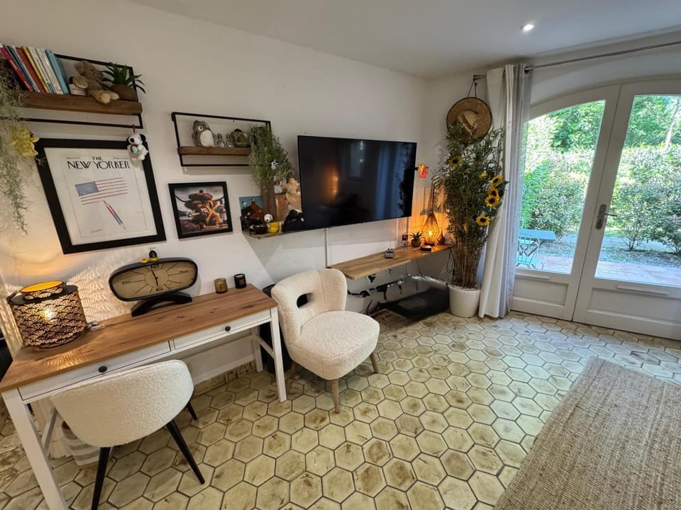 Seating area