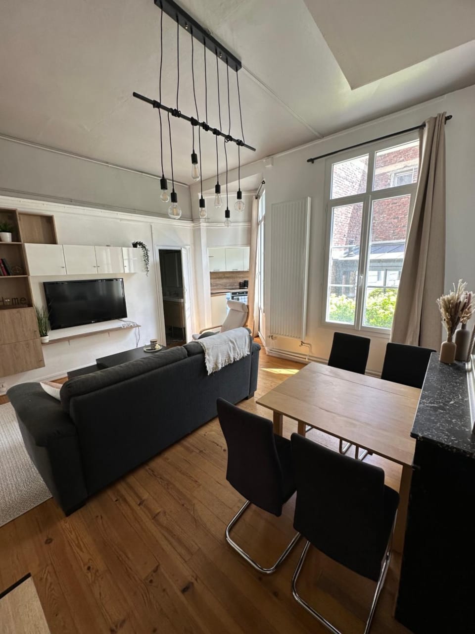 Communal lounge/ TV room, TV and multimedia, Living room, Seating area