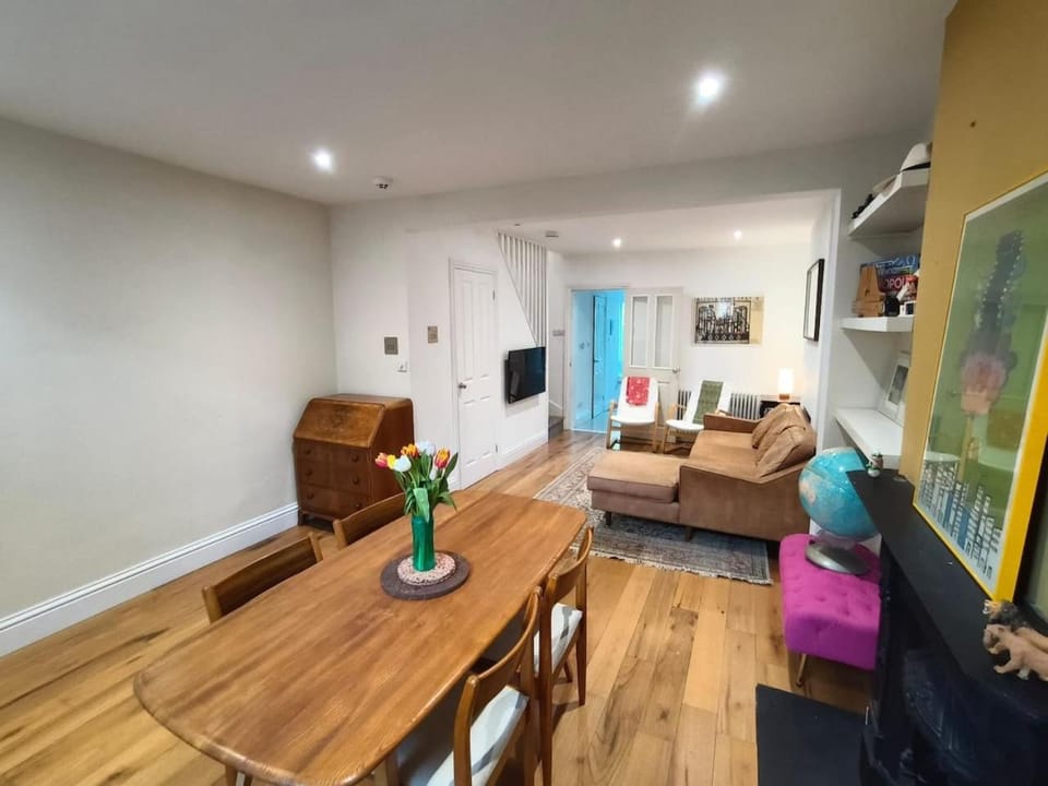 Charming Victorian House in the Heart of Cambridge House in Cambridge