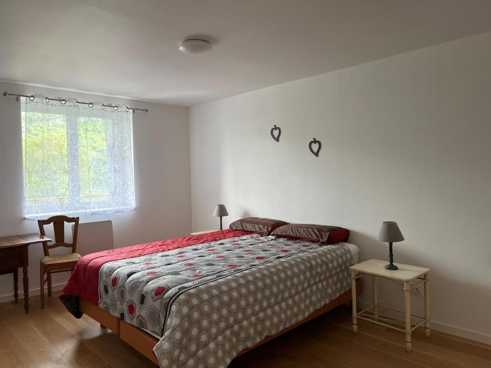 magnifique gîte rénové vue sur le lac de Coiselet House in Jura