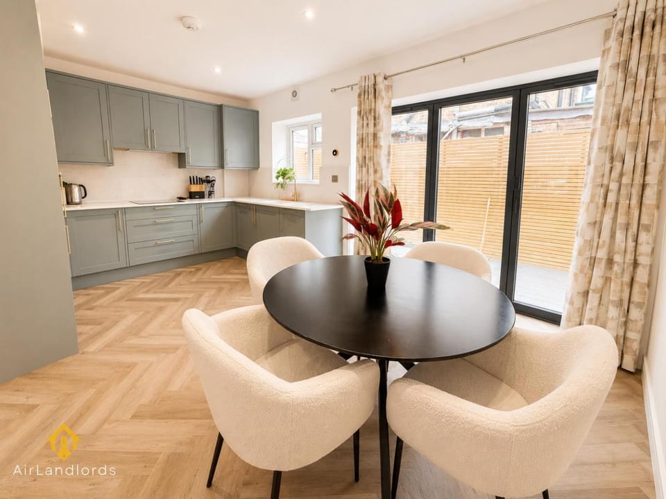 Exclusive 2 Bedroom House in Catford! House in London Borough of Lewisham
