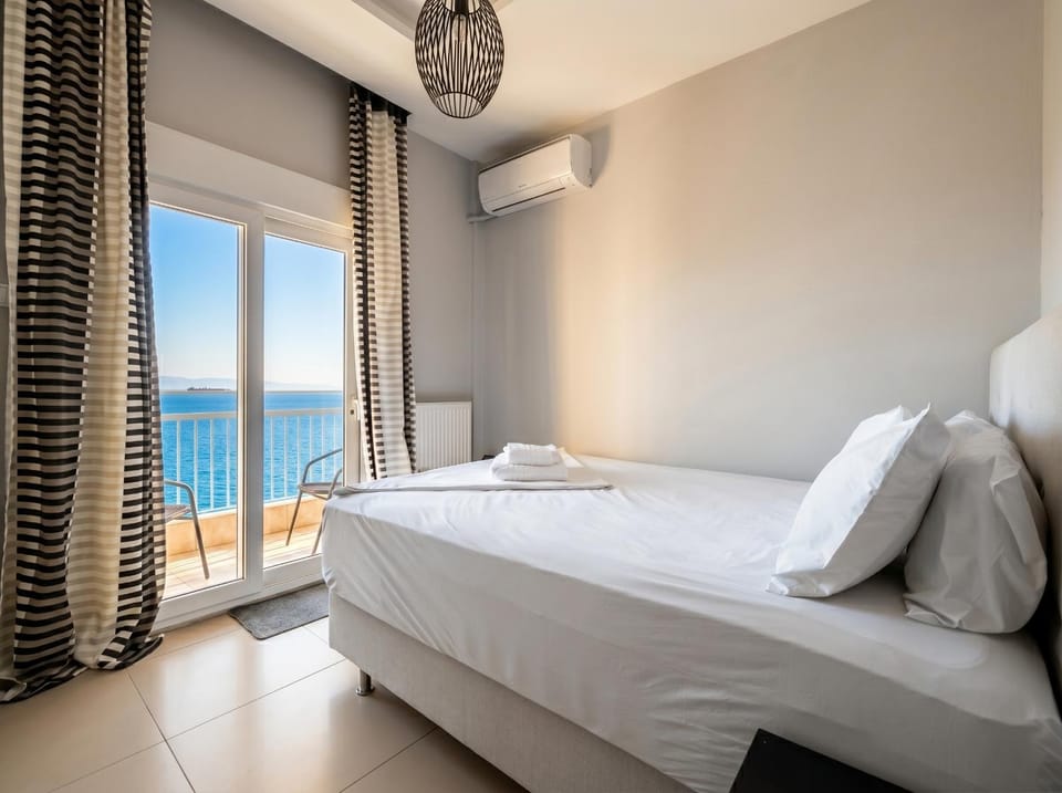 Bedroom, Sea view