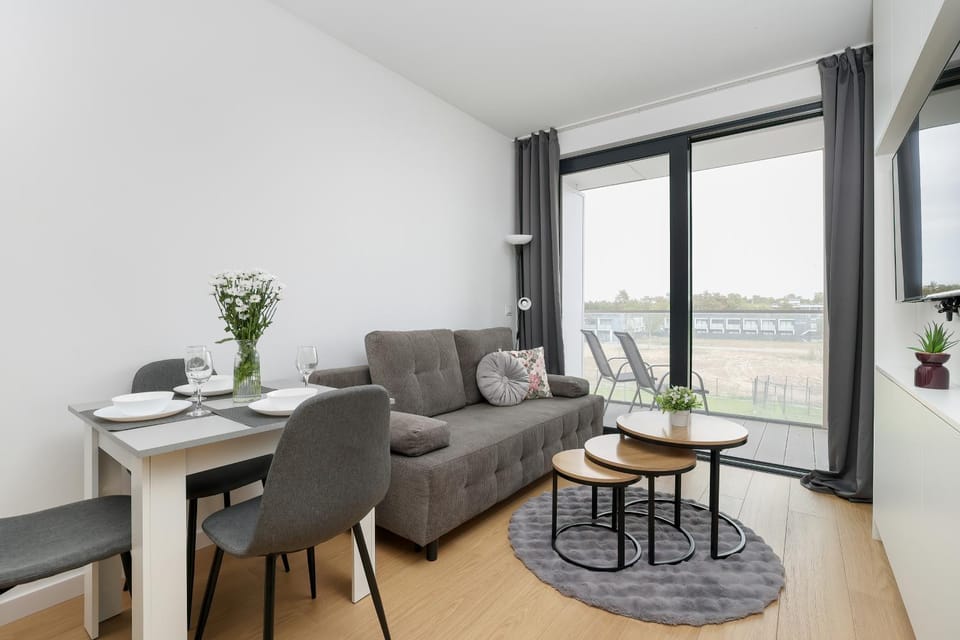 View (from property/room), Balcony/Terrace, Living room, Seating area