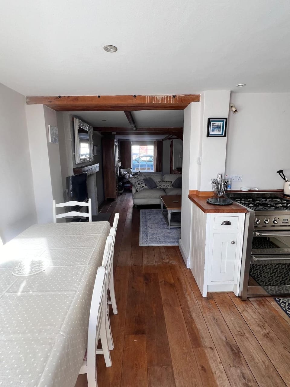 3 bedroom cottage with garden in Arundel House in Arundel