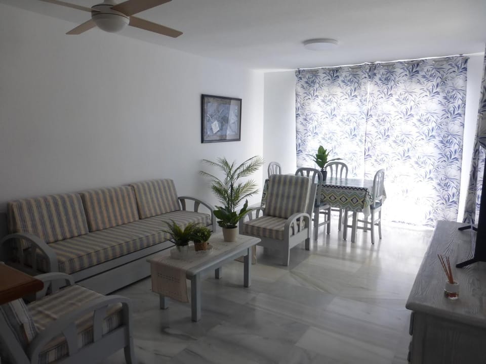 Living room, Decorative detail