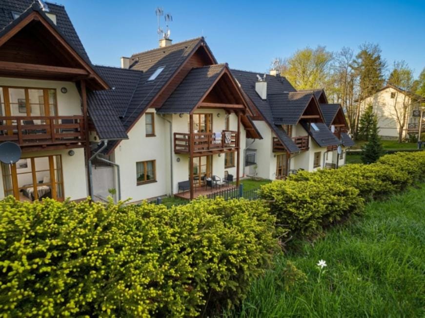 Apartament dwupoziomowy przy Stoku - Apartamentuj Apartment in Lower Silesian Voivodeship