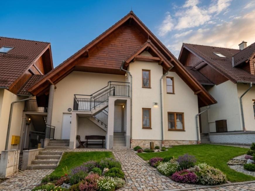 Apartament dwupoziomowy przy Stoku - Apartamentuj Apartment in Lower Silesian Voivodeship
