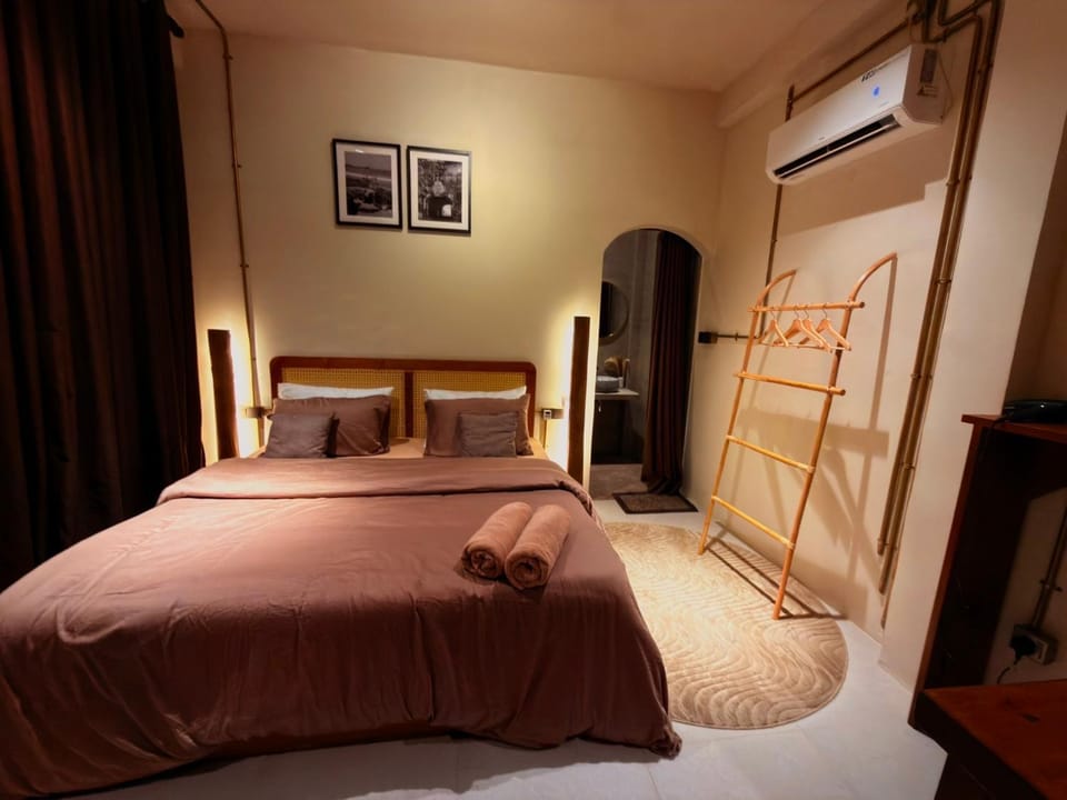Luna Living - Unawatuna - 1BHK with Private Pool Apartment in Southern Province