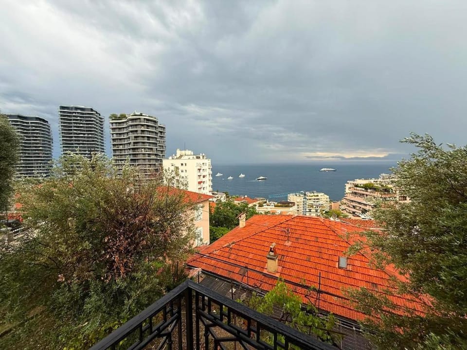 Frontière de Monaco - Spacieux et confortable - GM Apartment in Monaco