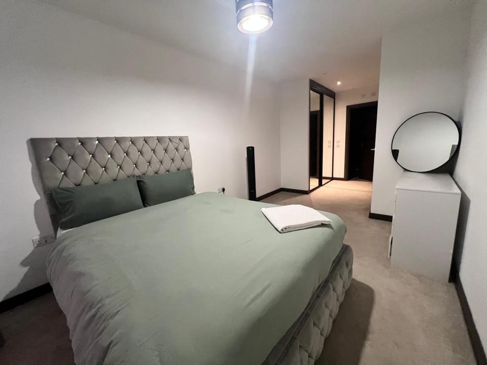 Bed, Bedroom, wardrobe