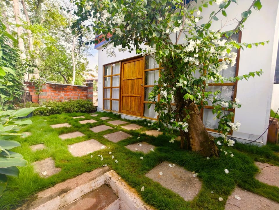 Property building, Garden