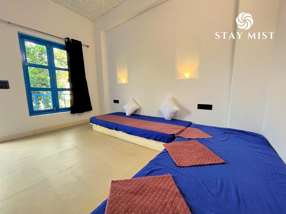 1BHK Greek Styled Apartment Bed and Breakfast in Alibag