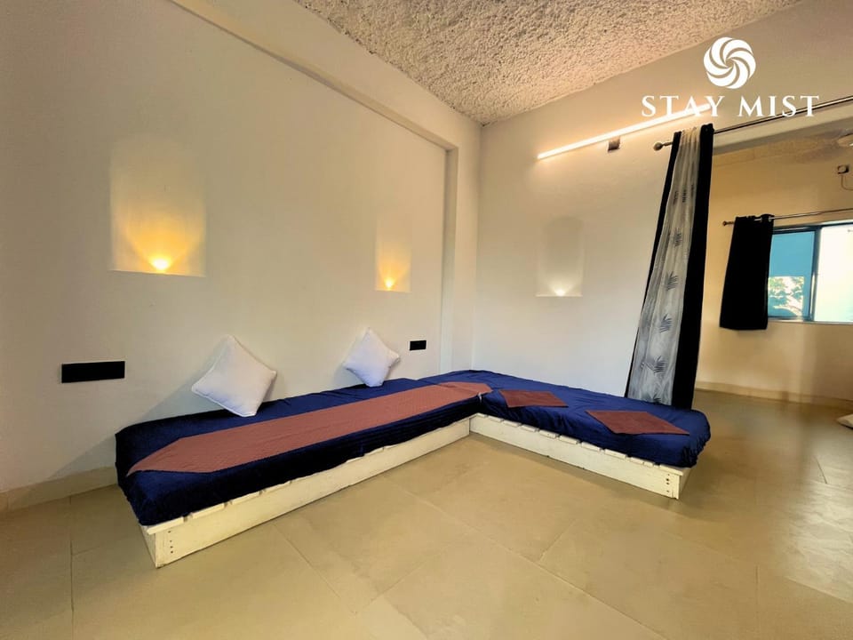 1BHK Greek Styled Apartment Bed and Breakfast in Alibag