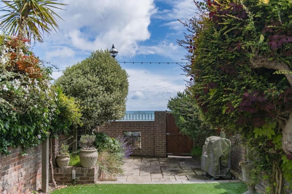 Bay View House by Keepers Cottages House in Broadstairs