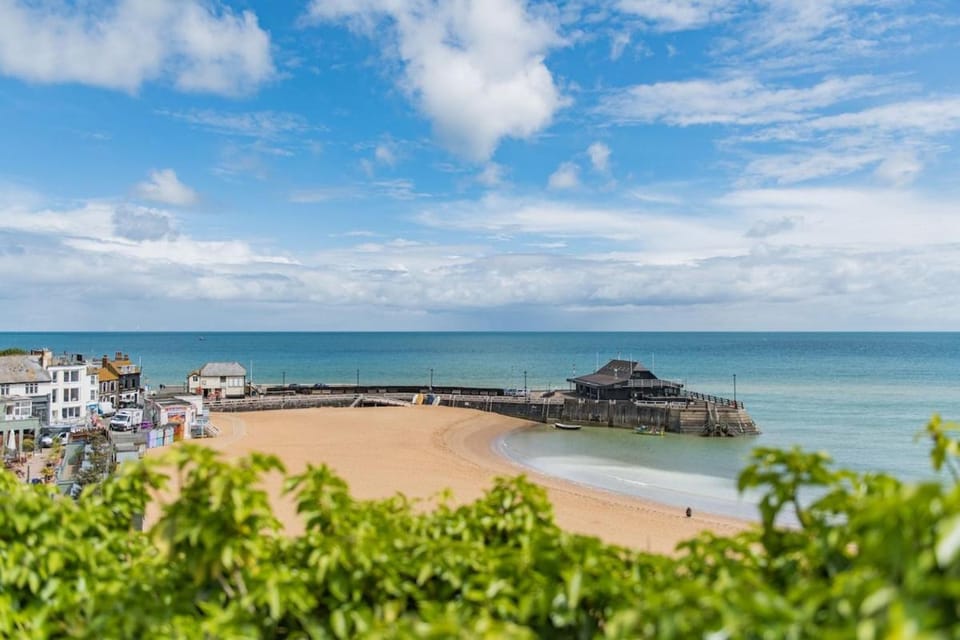 Bay View House by Keepers Cottages House in Broadstairs