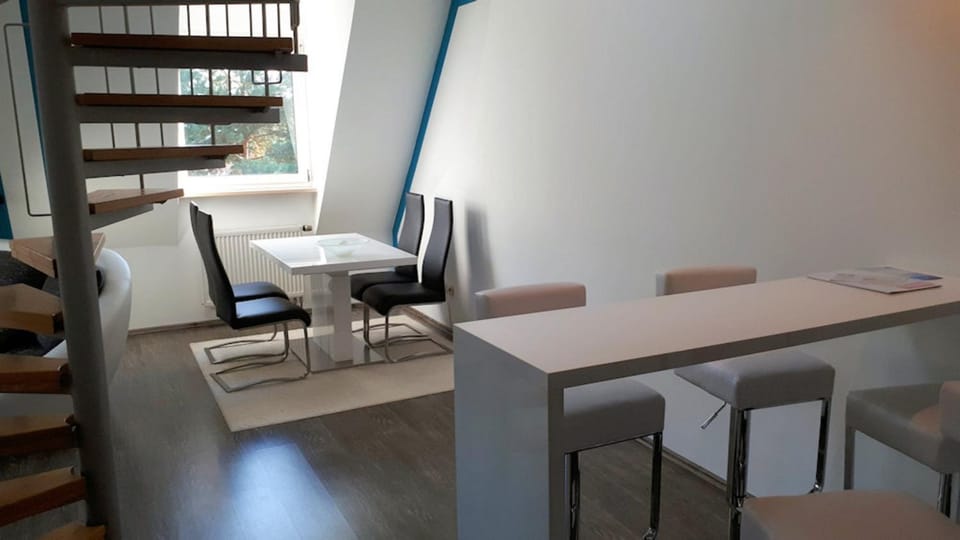 Ferienwohnung Lerchensteige auf 80m - Sauna, Bar, 3D-Fernseh, Wii, PS4 Apartment in Gunzenhausen