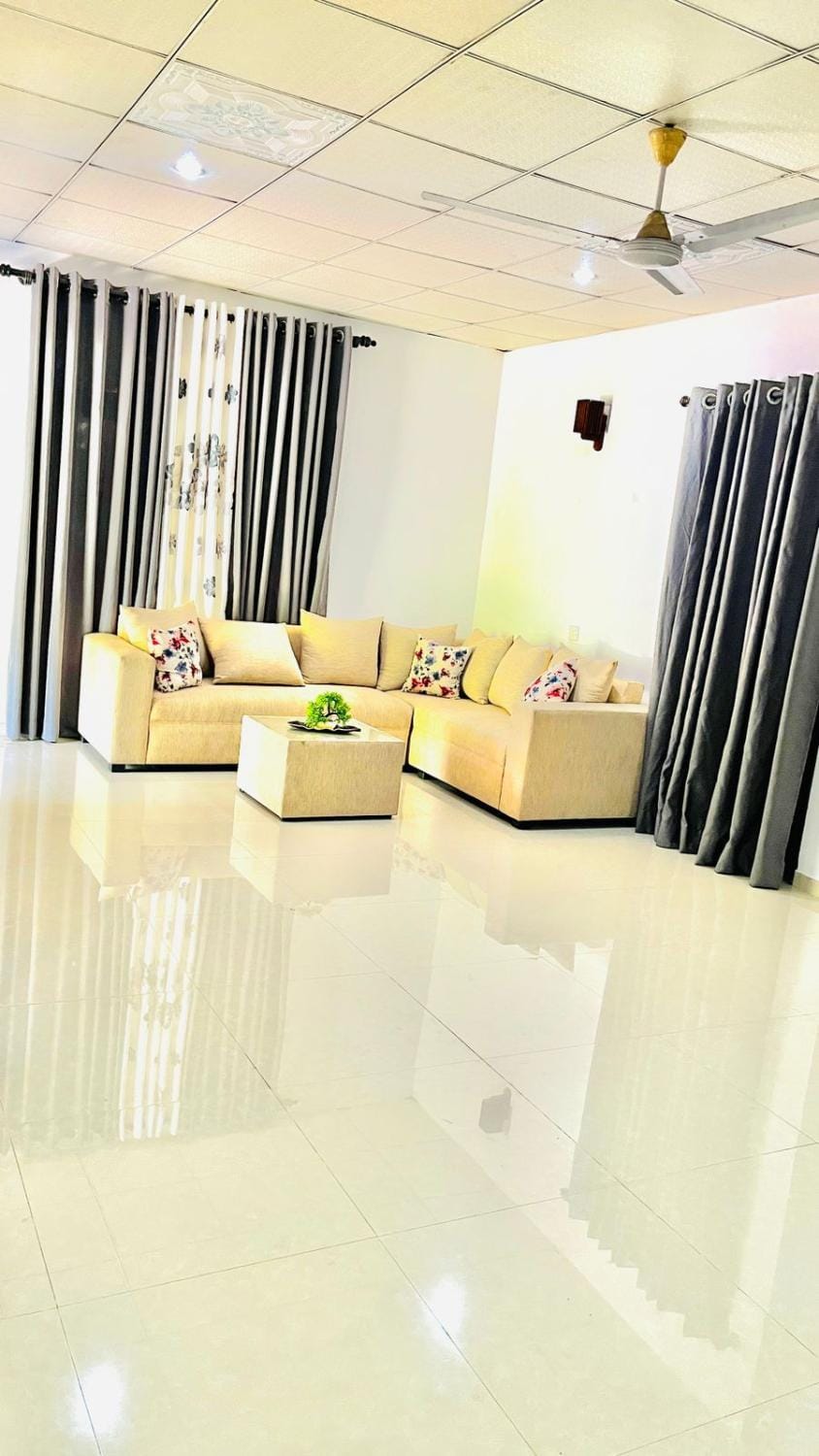 Forest edge guest house Apartment in Southern Province