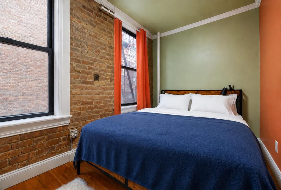 2 BD Stylish GetAway in Lower Manhattan Apartment in Lower Manhattan