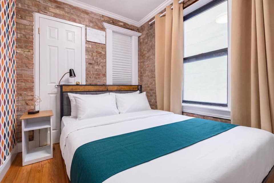 2 BD Stylish GetAway in Lower Manhattan Apartment in Lower Manhattan