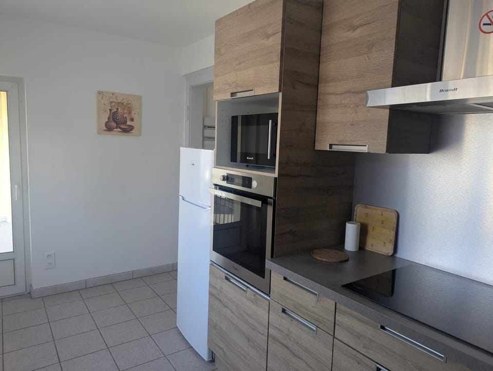 microwave, oven, stove