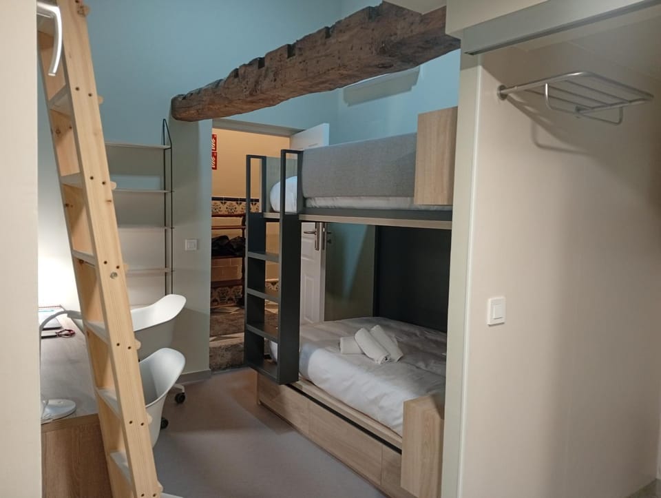 Photo of the whole room, bunk bed