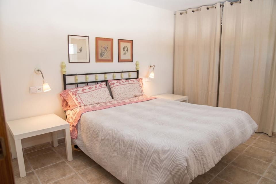 Cozy Apartment in Torres del Obispo with Pool Apartment in Aragon