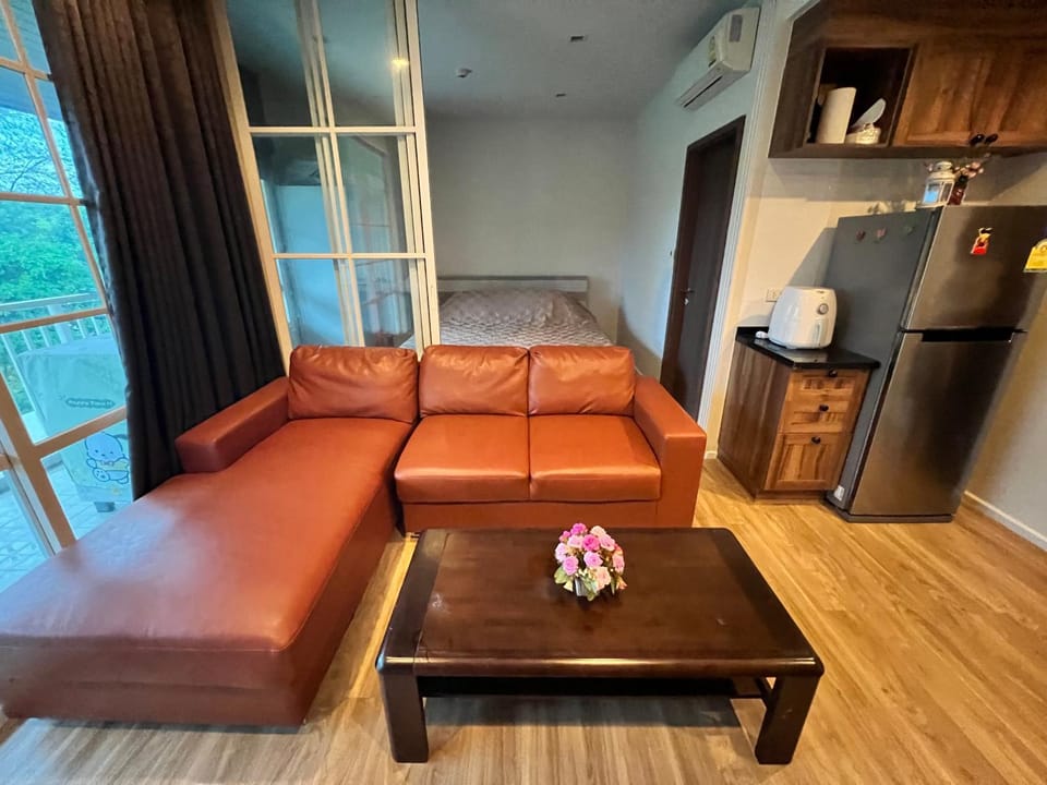 autumn huahin Apartment in Nong Kae