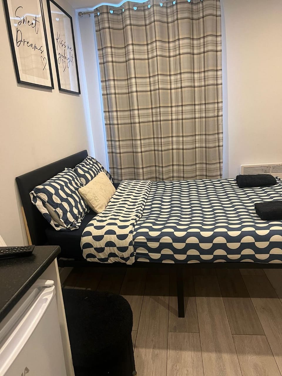 Modern Private Studio Near Thornton Heath Station Apartment in Croydon
