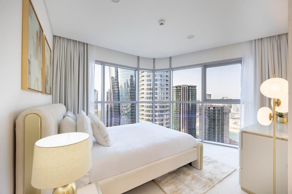 Bed, Bedroom, City view